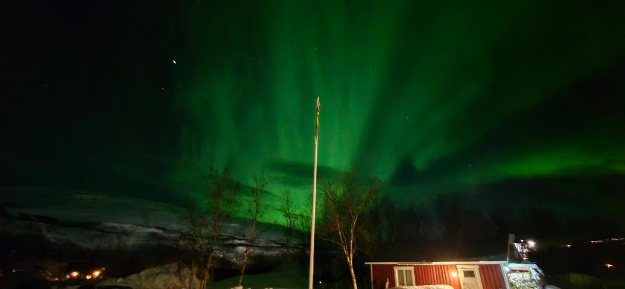 Micke O Ritas Stuga Bjorkliden  Luaran gambar